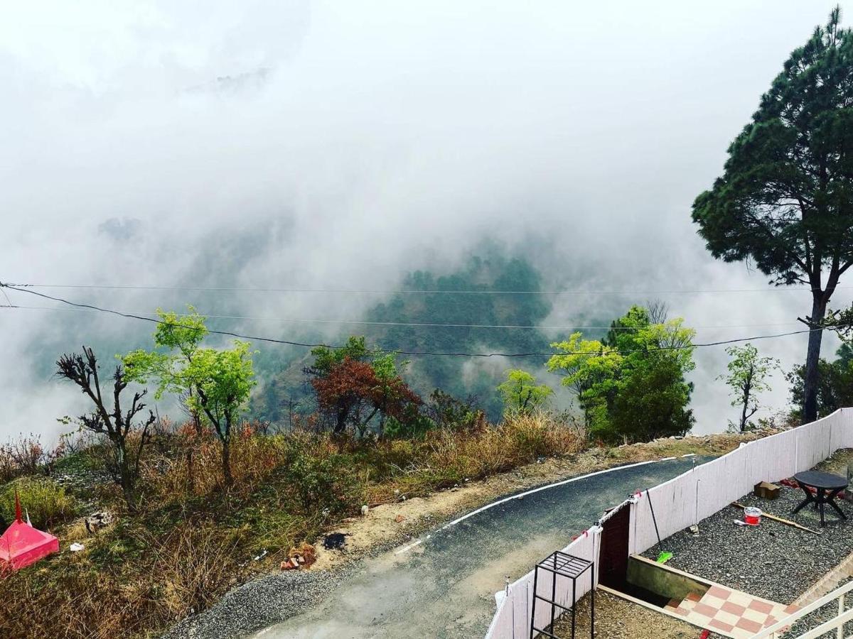 Pahaadi Dhun Homestay Chamba  Zewnętrze zdjęcie